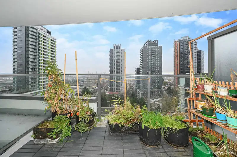 1409 8189 CAMBIE STREET - photo 4 of 22