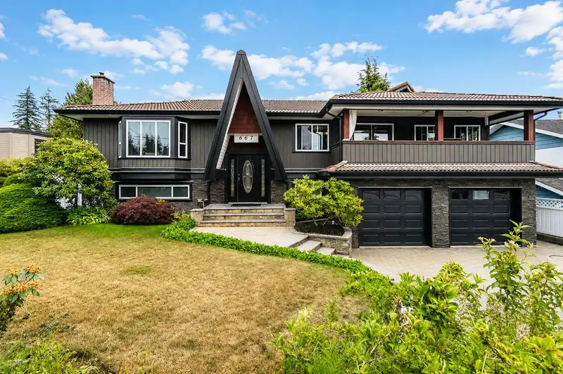667 COLINET STREET - photo 1 of 40