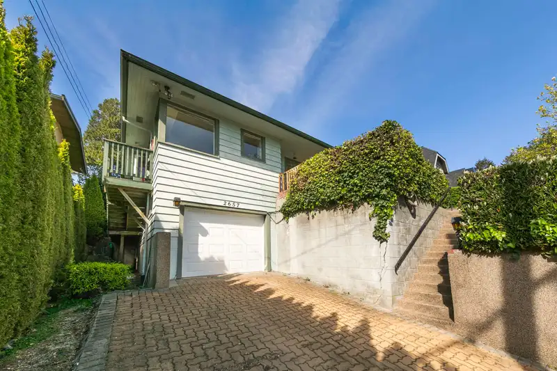 2657 HAYWOOD AVENUE - photo 3 of 31