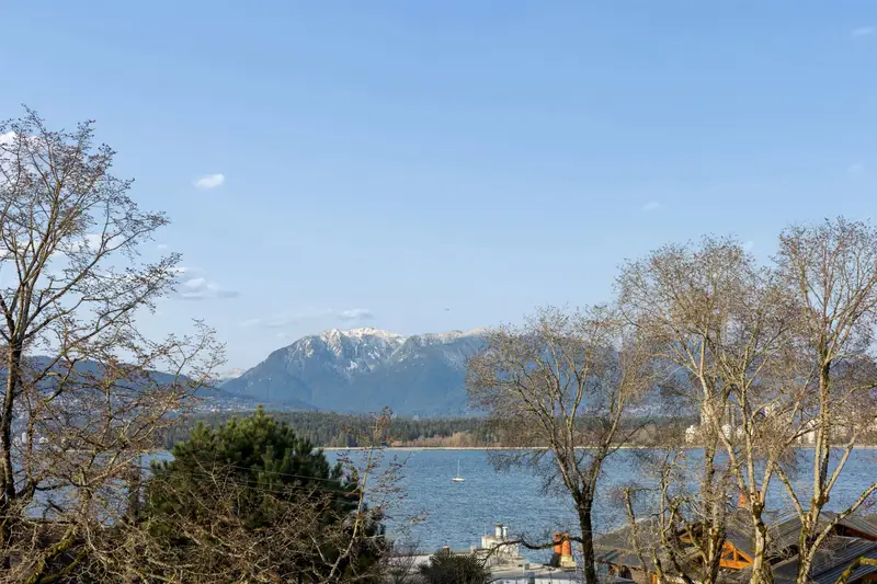 2518 POINT GREY ROAD - photo 3 of 25