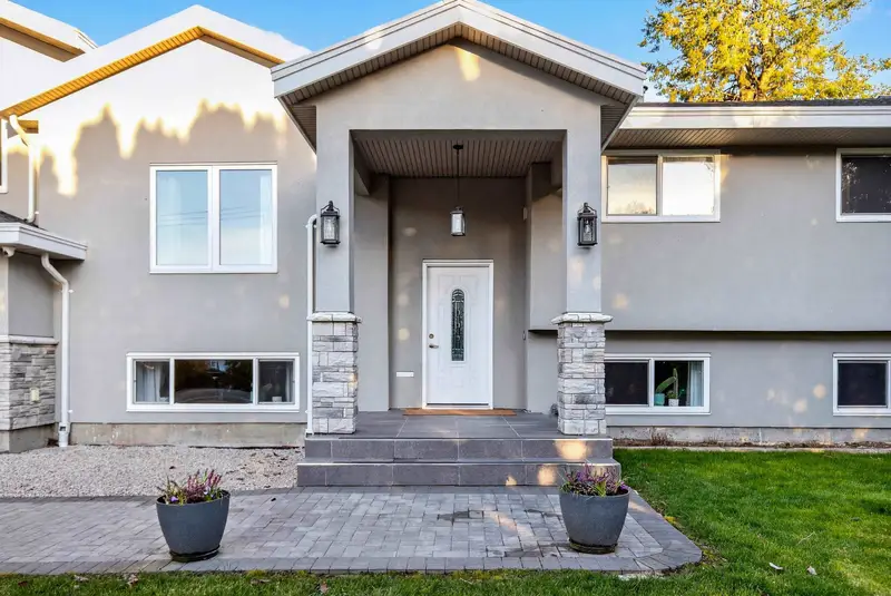 9044 144 STREET - photo 3 of 25