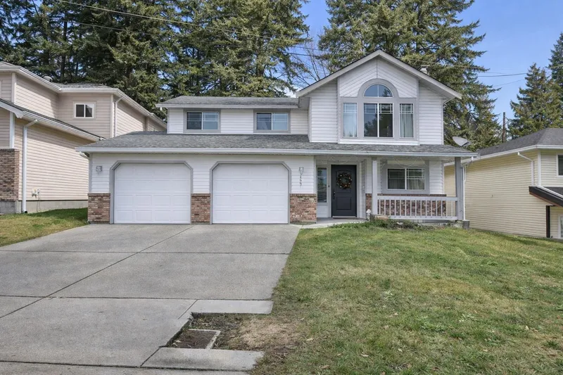 15971 101A AVENUE - photo 1 of 25