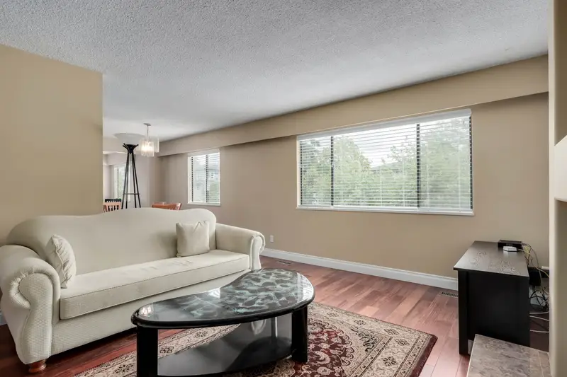 6525 DENBIGH AVENUE - photo 4 of 25