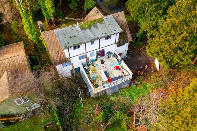 1327 NESTOR STREET - photo 4 of 14