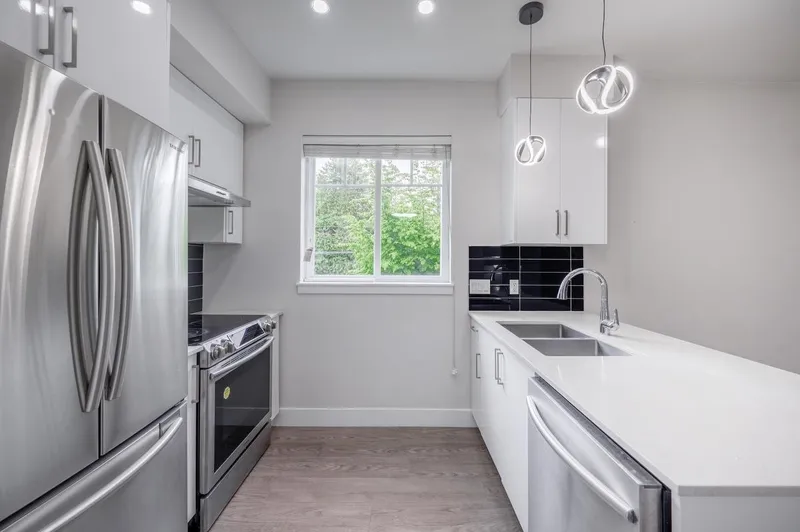 16 9780 GENERAL CURRIE ROAD - photo 4 of 23