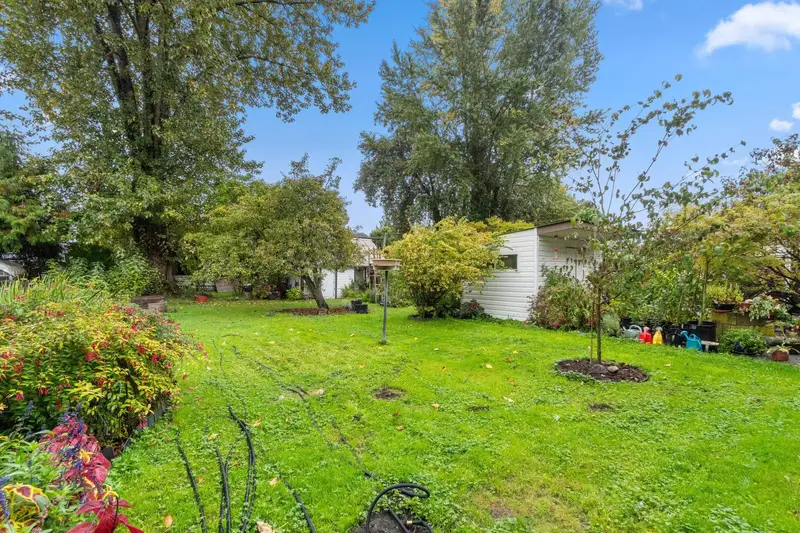 247 WOOD STREET - photo 3 of 25