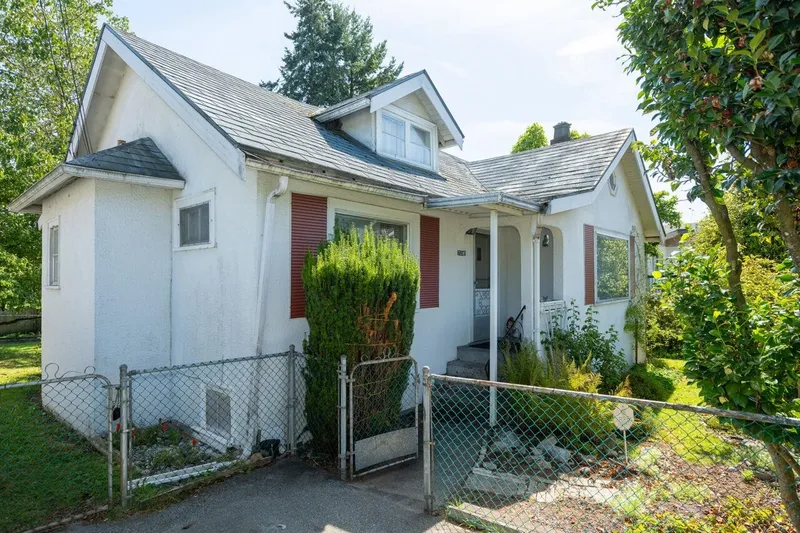 7240 16TH AVENUE - photo 2 of 25