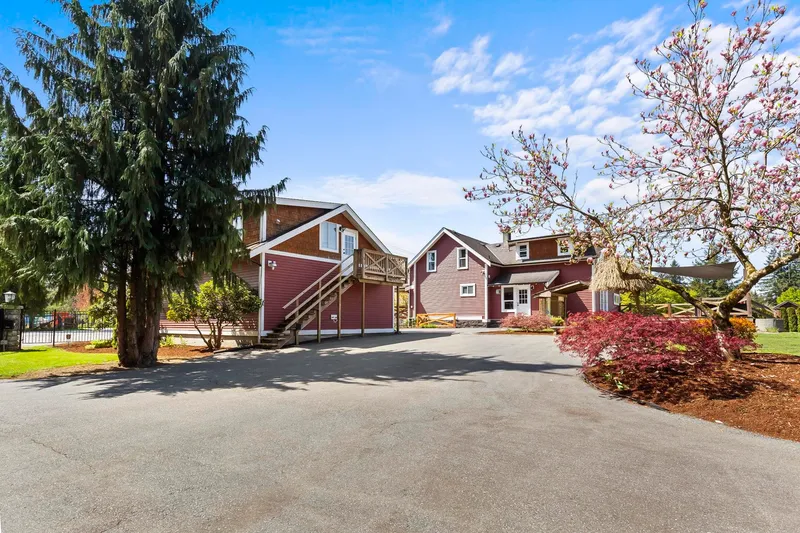 34055 FERNDALE AVENUE - photo 2 of 25