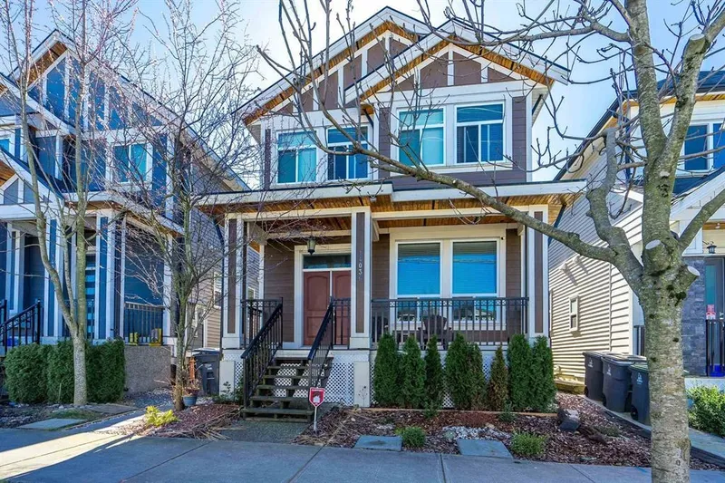 14036 60 AVENUE - photo 2 of 25