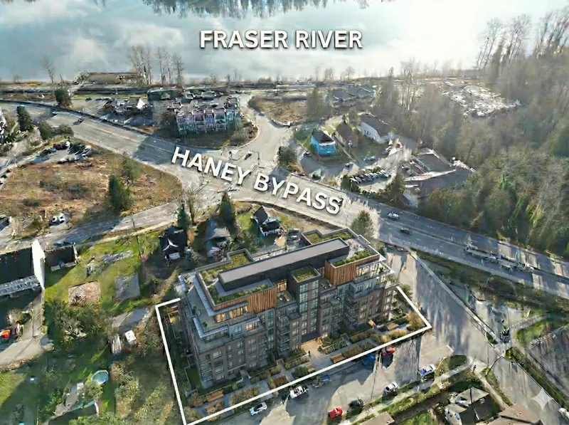 22328 ST ANNE AVENUE - photo 4 of 21