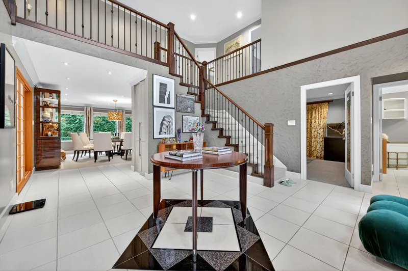 5891 LAURELWOOD COURT - photo 4 of 25