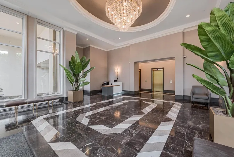 404 6240 MCKAY AVENUE - photo 3 of 25