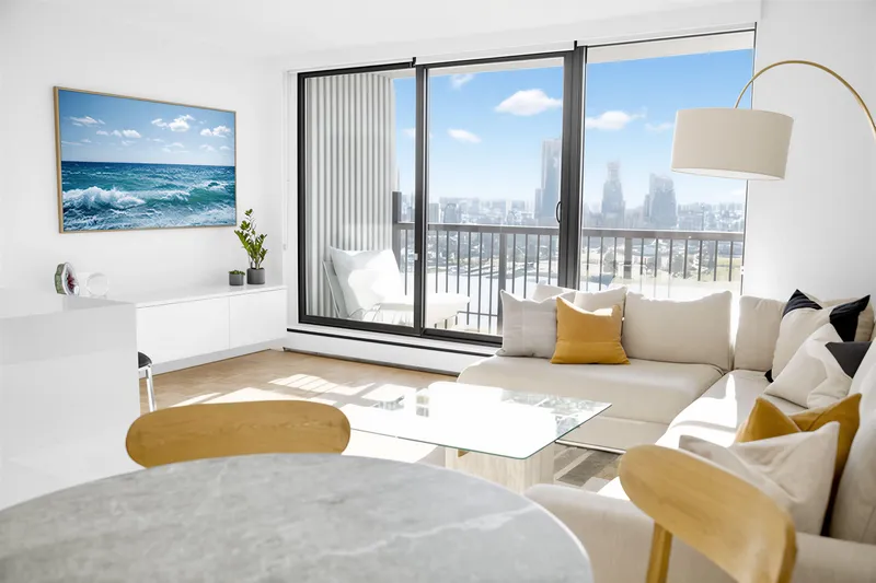 907 1330 HARWOOD STREET - photo 1 of 25