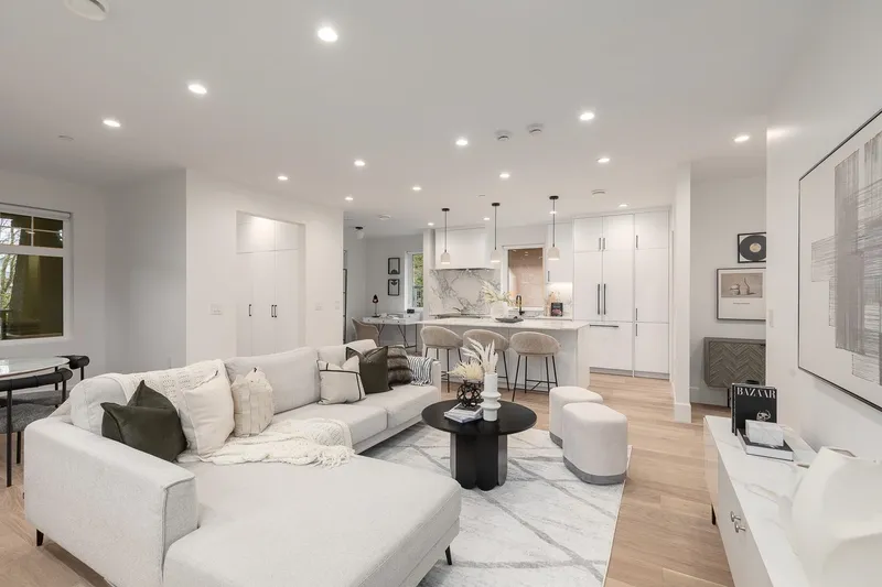 855 E 19TH AVENUE - photo 3 of 20