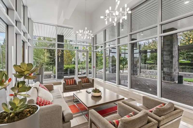 1106 3281 E KENT AVENUE NORTH - photo 4 of 25