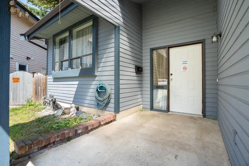 13363 65A AVENUE - photo 2 of 25