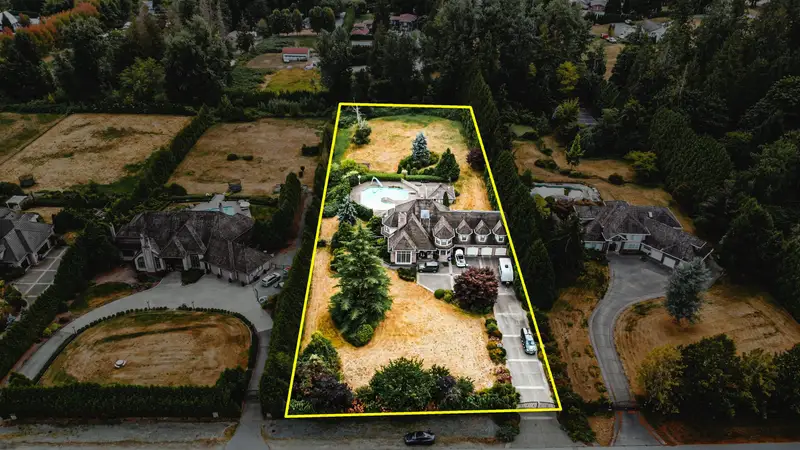 21398 78 AVENUE - photo 3 of 10