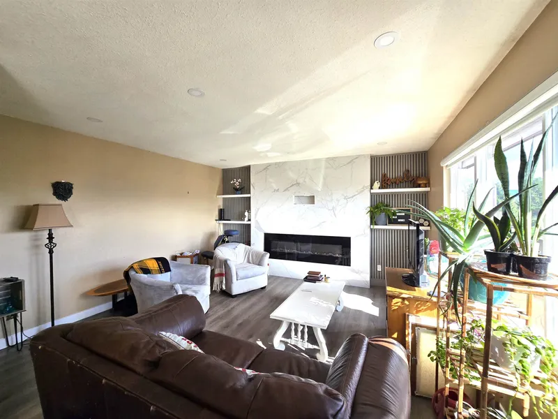 35361 ROCKWELL DRIVE - photo 2 of 25