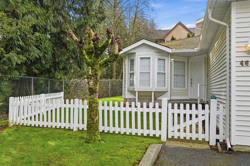 46 6537 138 STREET - photo 1 of 25