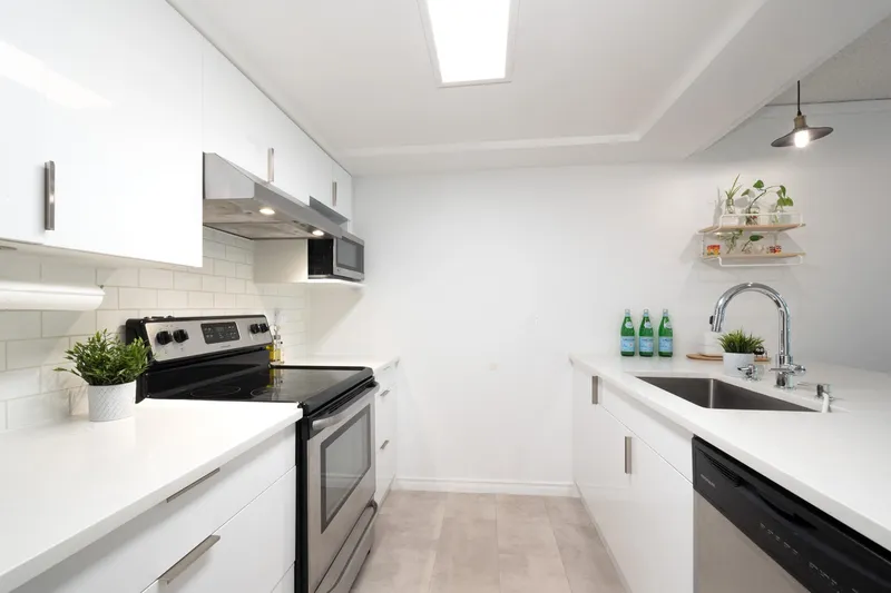 8 385 GINGER DRIVE - photo 4 of 25