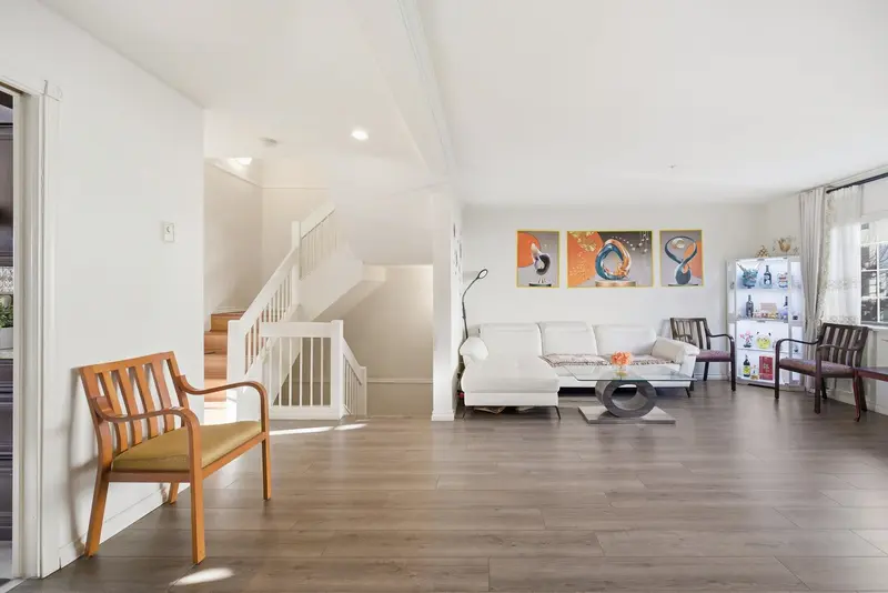 21 8591 BLUNDELL ROAD - photo 4 of 25