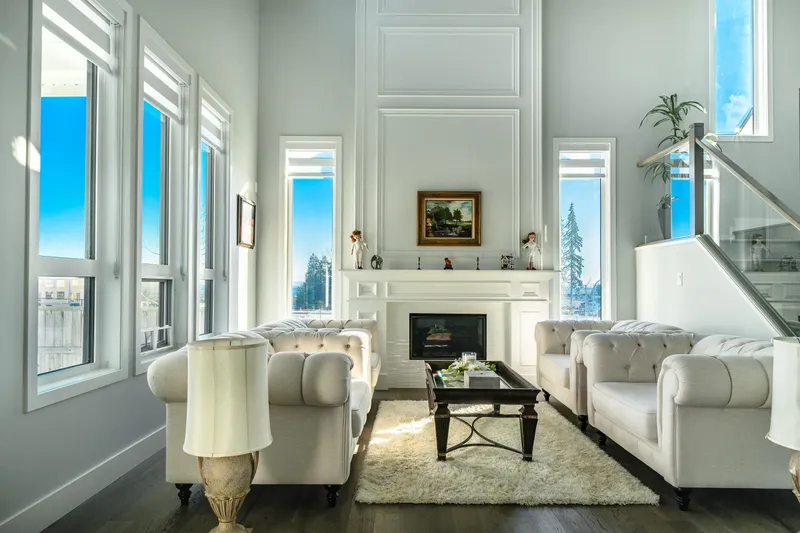 2112 166 STREET - photo 2 of 22