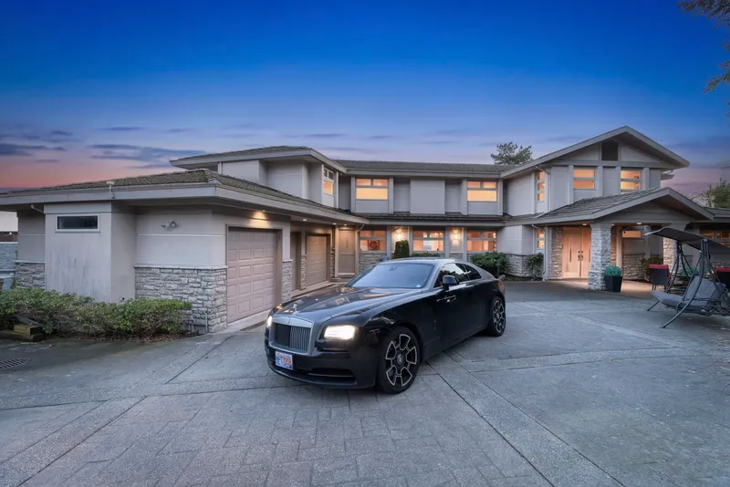 1128 CRESTLINE ROAD - photo 1 of 25