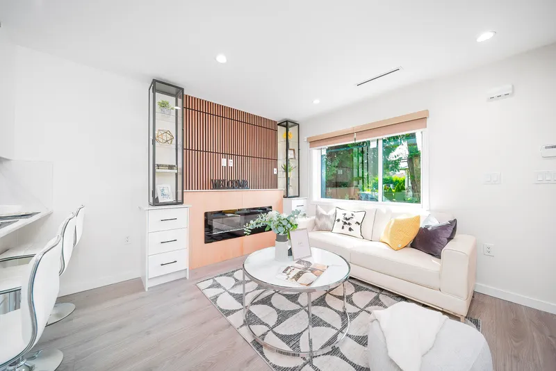 7620 GILLEY AVENUE - photo 3 of 25