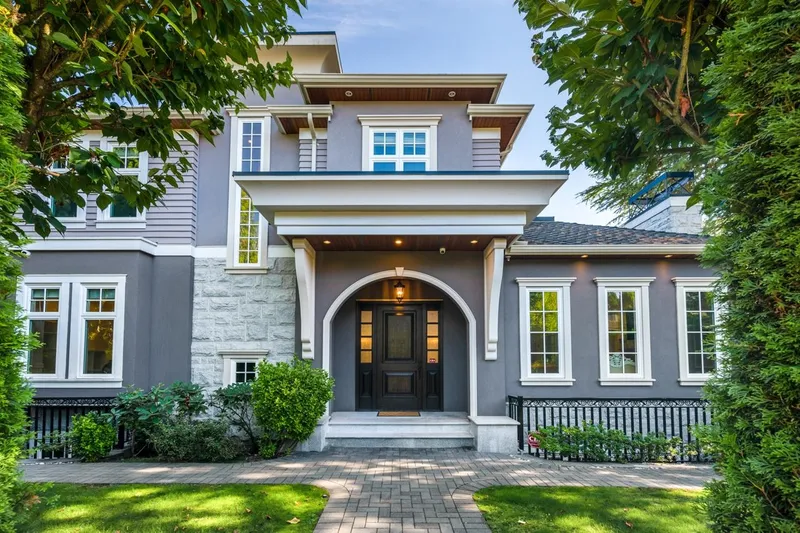 738 W 54TH AVENUE - photo 1 of 25