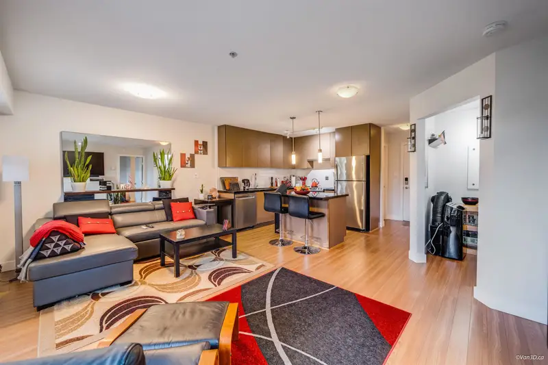 313 15735 CROYDON DRIVE - photo 1 of 1