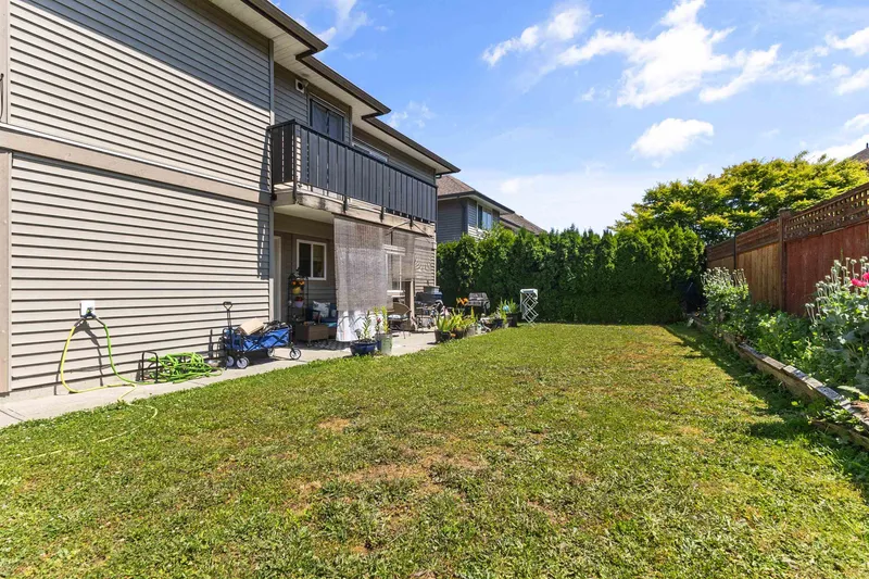 32514 CARTER AVENUE - photo 4 of 25