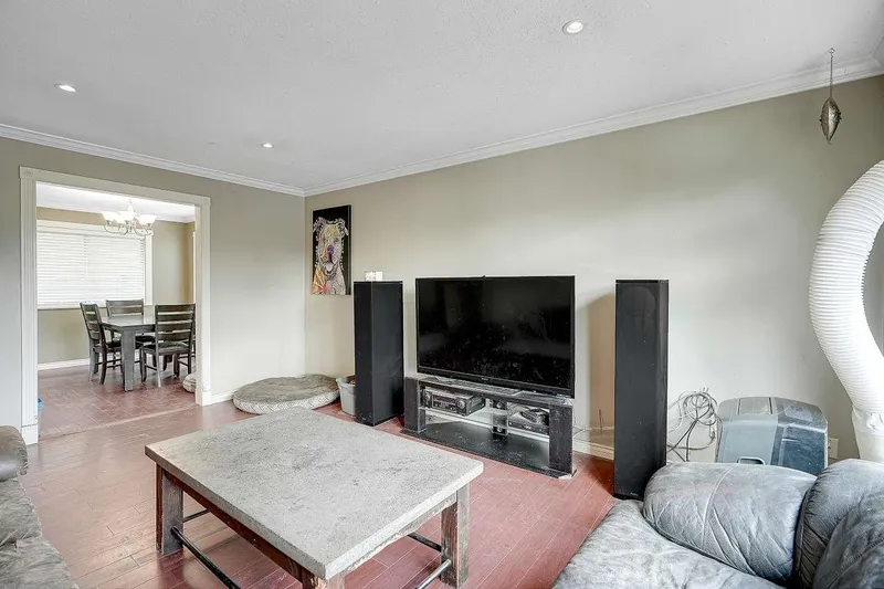 8699 DEWDNEY TRUNK ROAD - photo 4 of 25