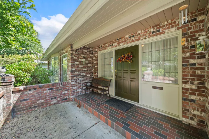 7100 KIMBERLEY DRIVE - photo 3 of 25