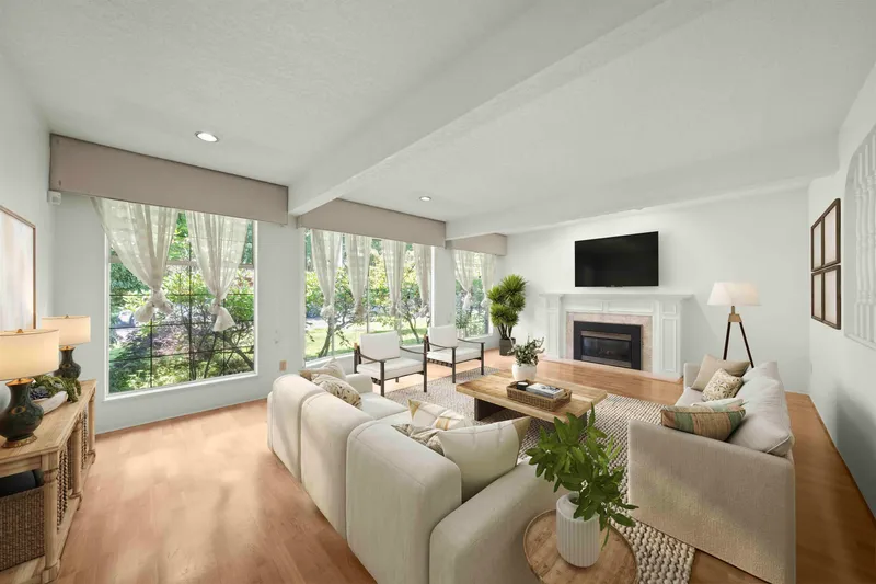 7100 KIMBERLEY DRIVE - photo 4 of 25