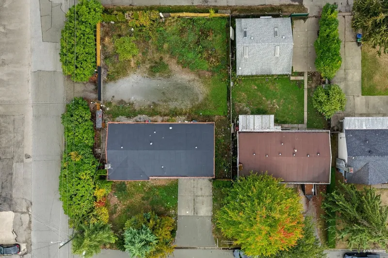 9294 126A STREET - photo 4 of 12