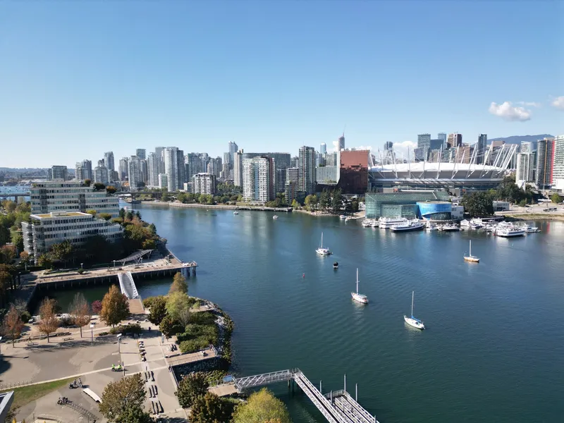 305 1775 QUEBEC STREET - photo 4 of 25