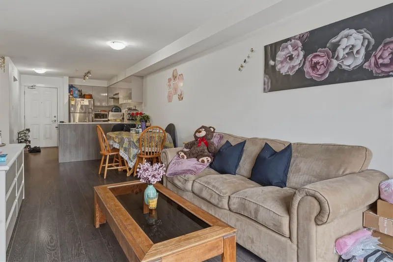 313 10688 140 STREET - photo 4 of 25