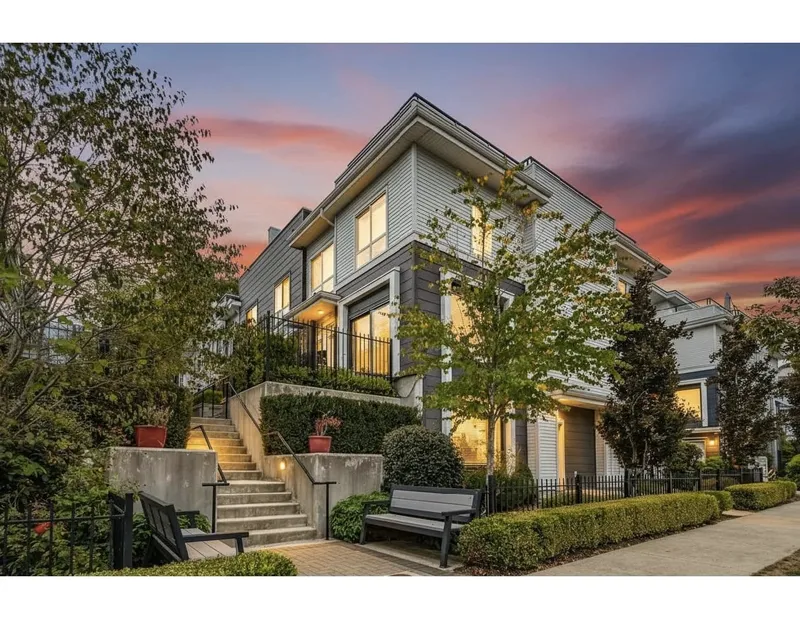 30 16337 23A AVENUE - photo 2 of 25