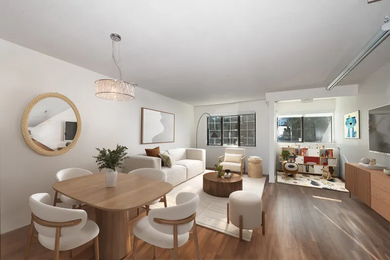 203 3368 MAIN STREET - photo 3 of 14