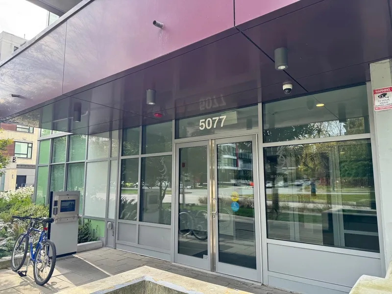 111 5077 CAMBIE STREET - photo 3 of 25