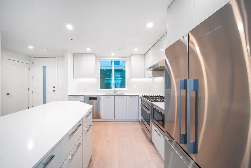 SL6 10333 RIVER DRIVE - photo 4 of 23