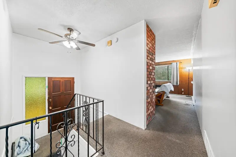 2751 153A STREET - photo 4 of 18