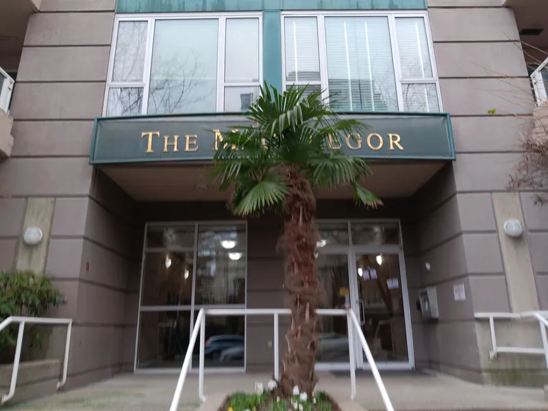 1203 5189 GASTON STREET - photo 2 of 25