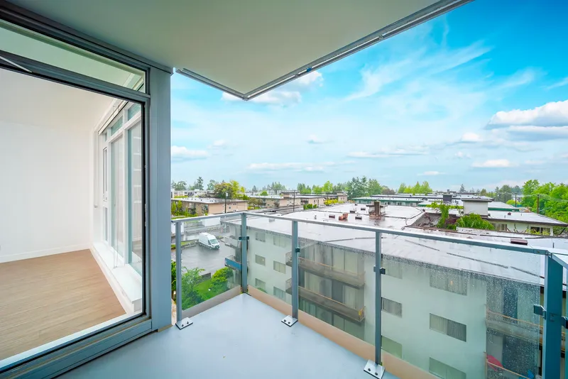 502 6398 SILVER AVENUE - photo 3 of 25