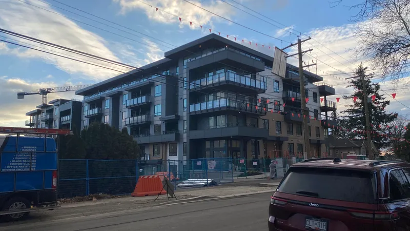 528 9456 134 STREET - photo 1 of 6