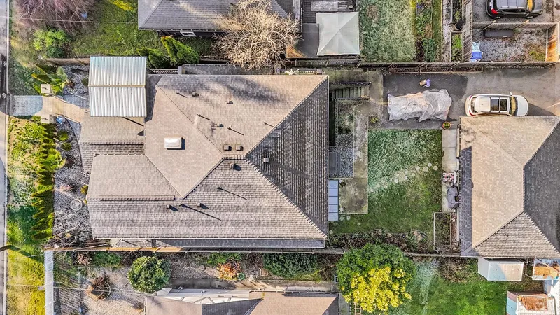 512 W 23RD STREET - photo 4 of 25