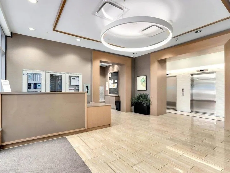 903 13398 104 AVENUE - photo 3 of 22