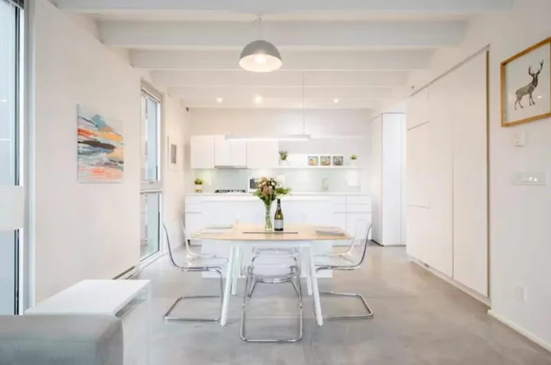 701 219 E GEORGIA STREET - photo 3 of 25