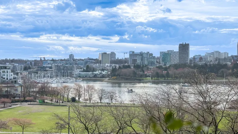 701 1318 HOMER STREET - photo 2 of 25