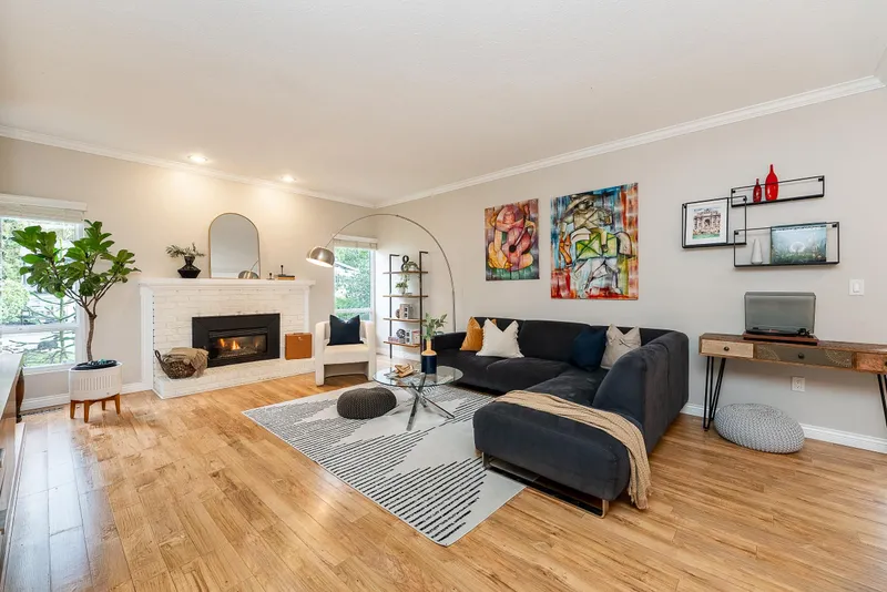 3643 KENNEDY STREET - photo 2 of 25